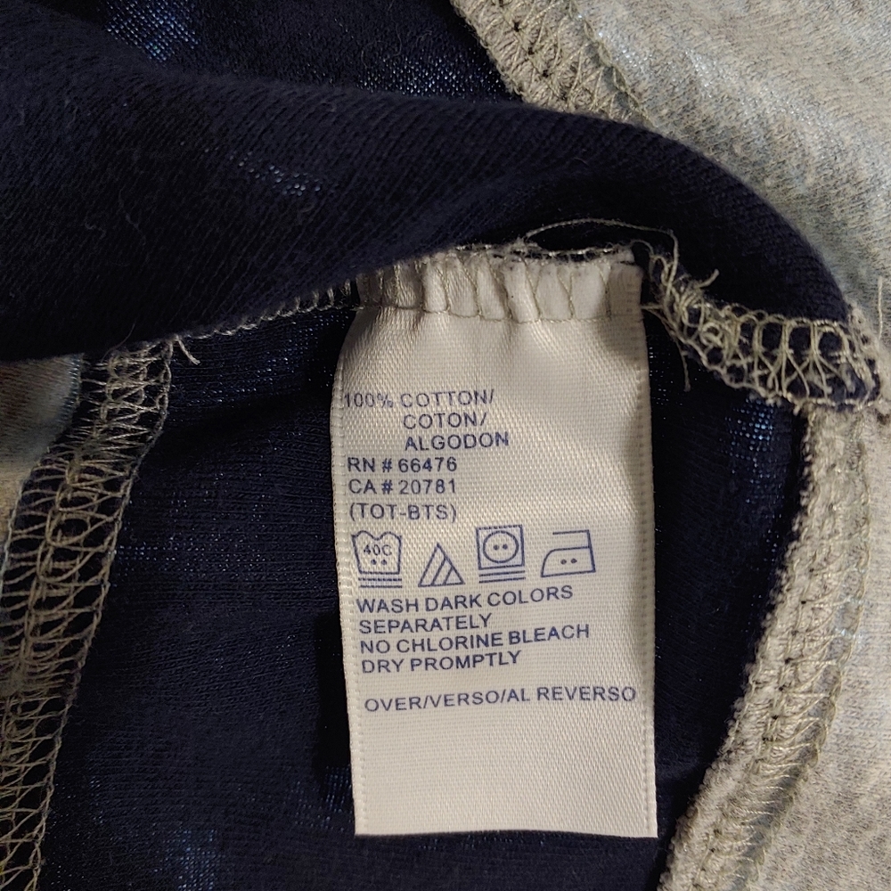 TOMMY HILFIGER GRAY & NAVY SLEEVELESS TURTLENECK - Picture 4 of 4